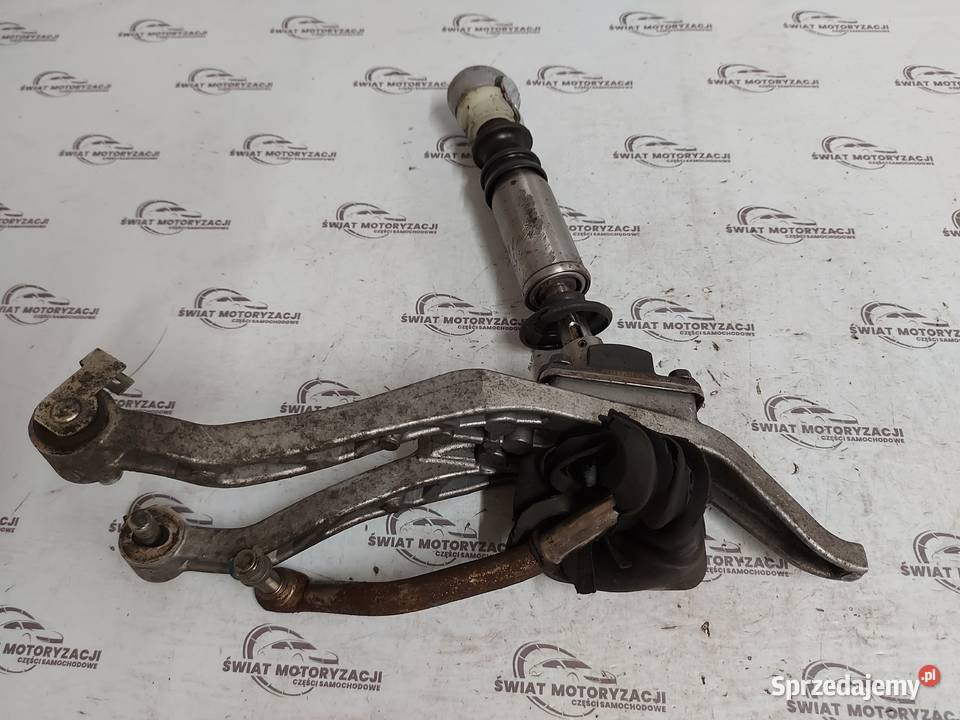 Lexus IS220 22 DCAT 2AD 177 156 lewarek biegów świętokrzyskie Kielce