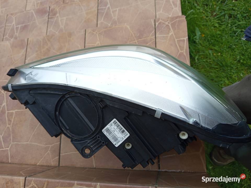 Reflektor prawy BMW 2 f45 46 orginalny osobowe Rzeszów sprzedam