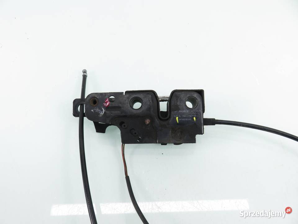 ZAMEK MASKI AUDI A3 8P1 8P0823509C osobowe małopolskie sprzedam