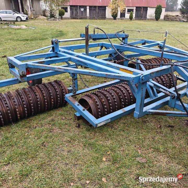 Wały posiewne na kołach 45 m nieuszkodzony Pozostałe Korycin