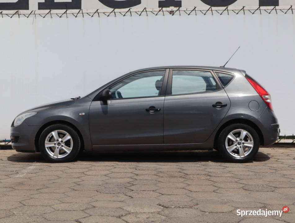 Hyundai i30 16 CRDi manualna Łódź