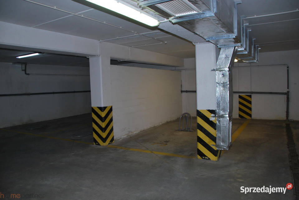 Sprzedaż garażu Wrocław 15m2 4666zł/m2
