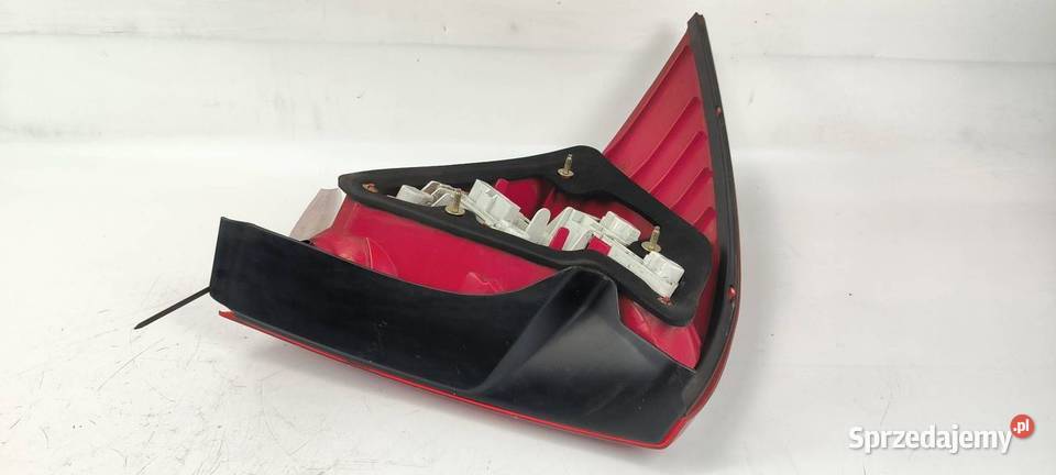 LAMPA PRAWA TYŁ FORD MONDEO MK3 Lipno