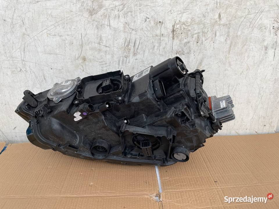 VW SPORTSVAN LIFT LAMPA PRAWA FULL LED 517941082 Gorzów Wielkopolski