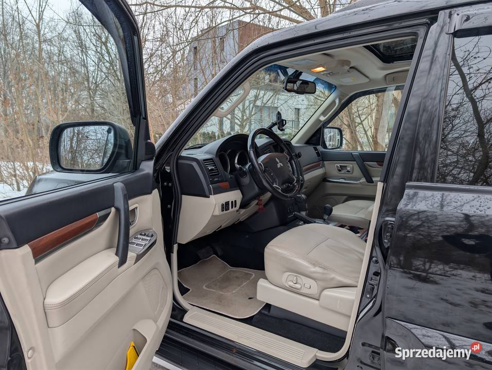 Mitsubishi Pajero IV 32 DiD Instyle AT 2012 7 Warszawa