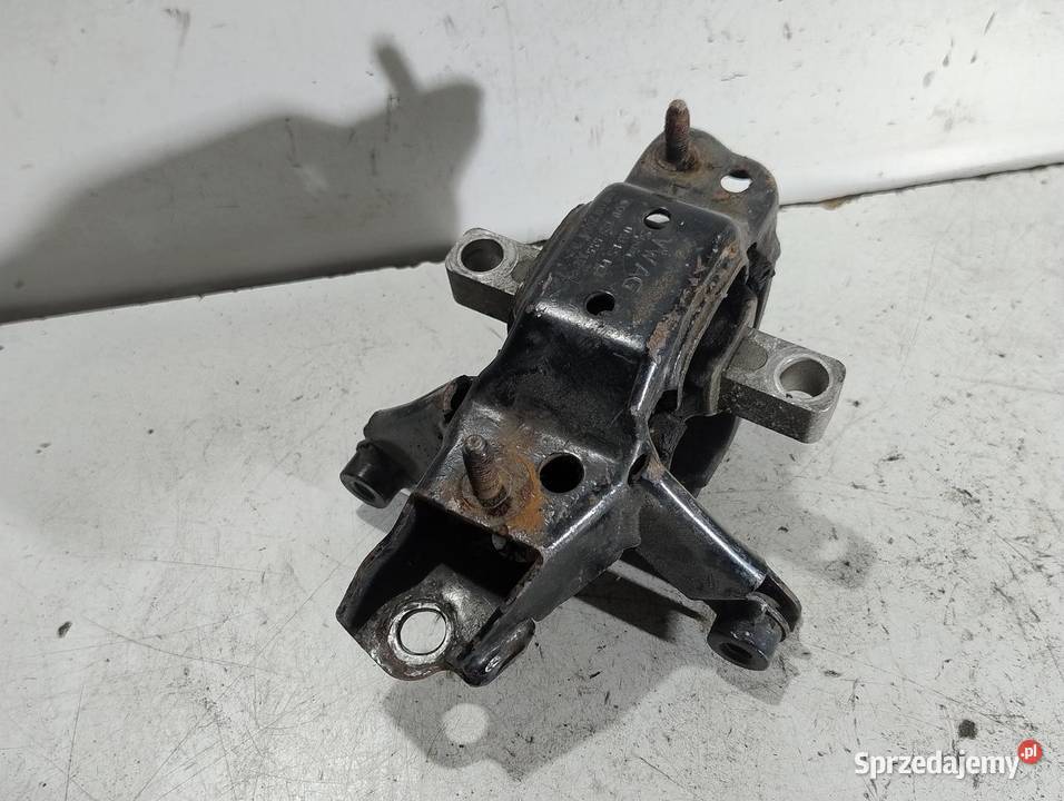 ŁAPA PODUSZKA SKRZYNI VW POLO 5Q0199555 Części montażowe wielkopolskie
