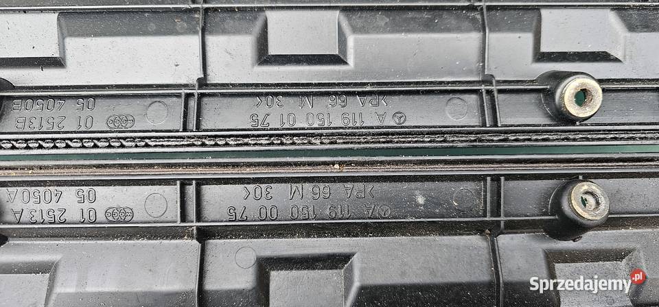 Pokrywa cewek mercedes w210 42 1191500075 Rok produkcji 1996 Zbąszyń