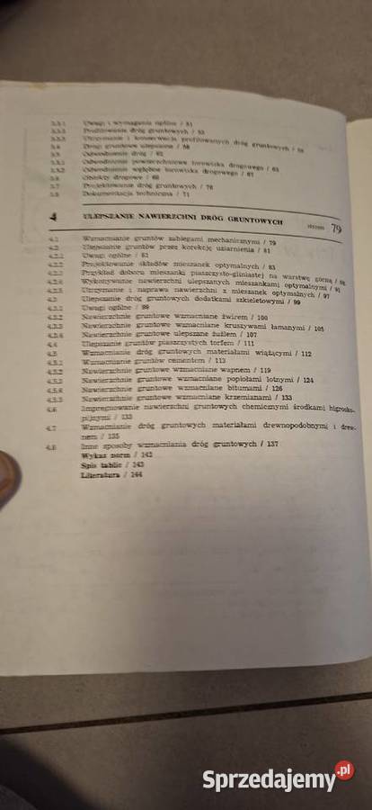 Drogi gruntowe i ich wzmacnianie I wydanie 1986 Łęczyca
