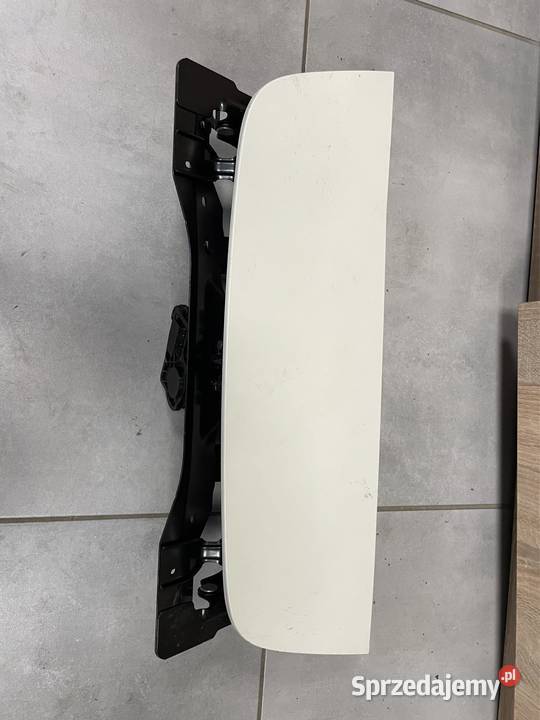 Nissan Leaf II gniazdo ładowania atrapa kpl Kozubszczyzna