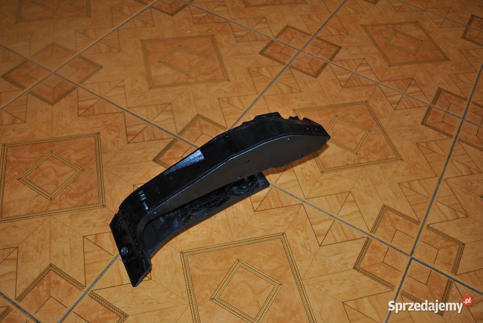 Pedał gazu automatu BMW E90 E92 E60 E61 E65 E63 Poręba