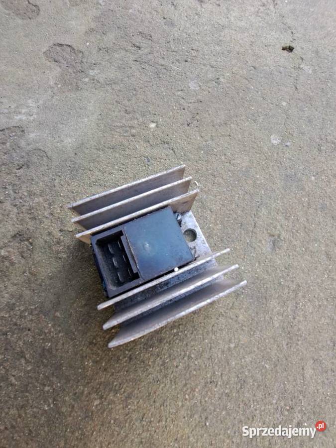 Regulator napięcia Fiat125p Żuk Wyposażenie elektryczne Leszno