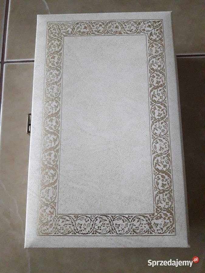 Ekskluzywna szkatułka na biżuterię Desing