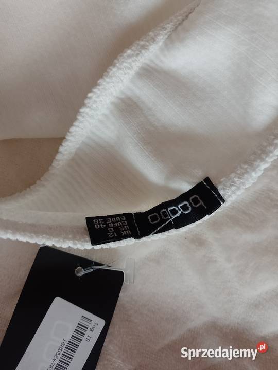 38M Biały strój kąpielowy z odkrytymi ramionami jednoczęściowe