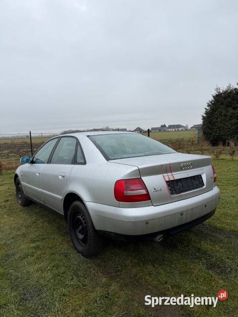Audi A4 B5 Rok produkcji 2000 Łagów