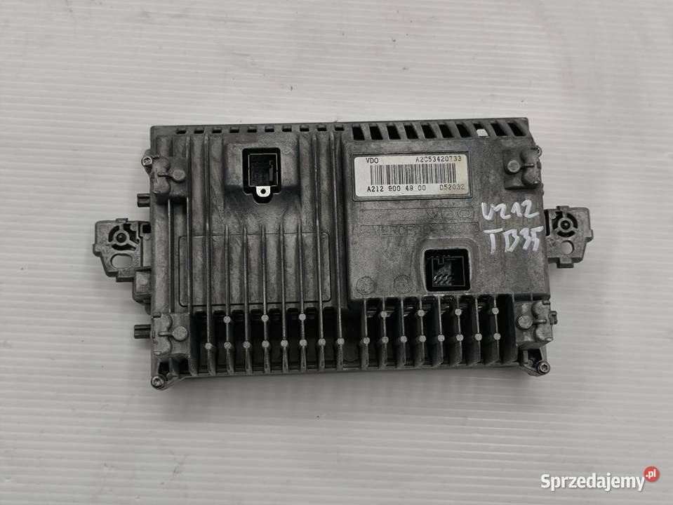 WYŚWIETLACZ EKRAN MERCEDES ECLASA W212