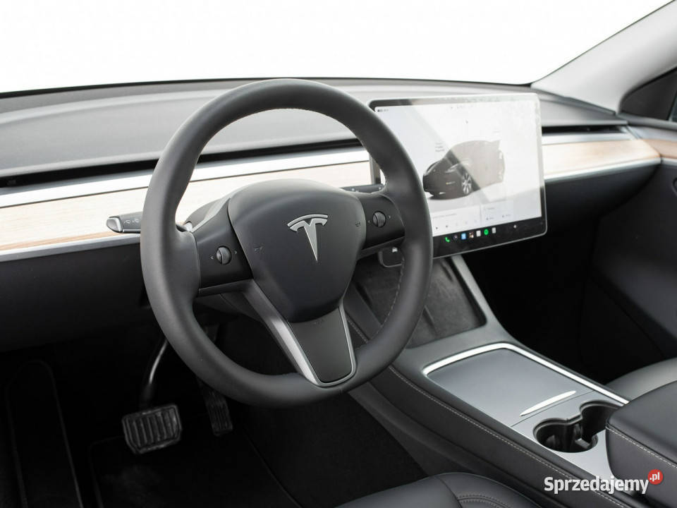 Tesla Y GD9N805RWD Szklany dach Skóra Autopilot kamera cofania Gdańsk sprzedam