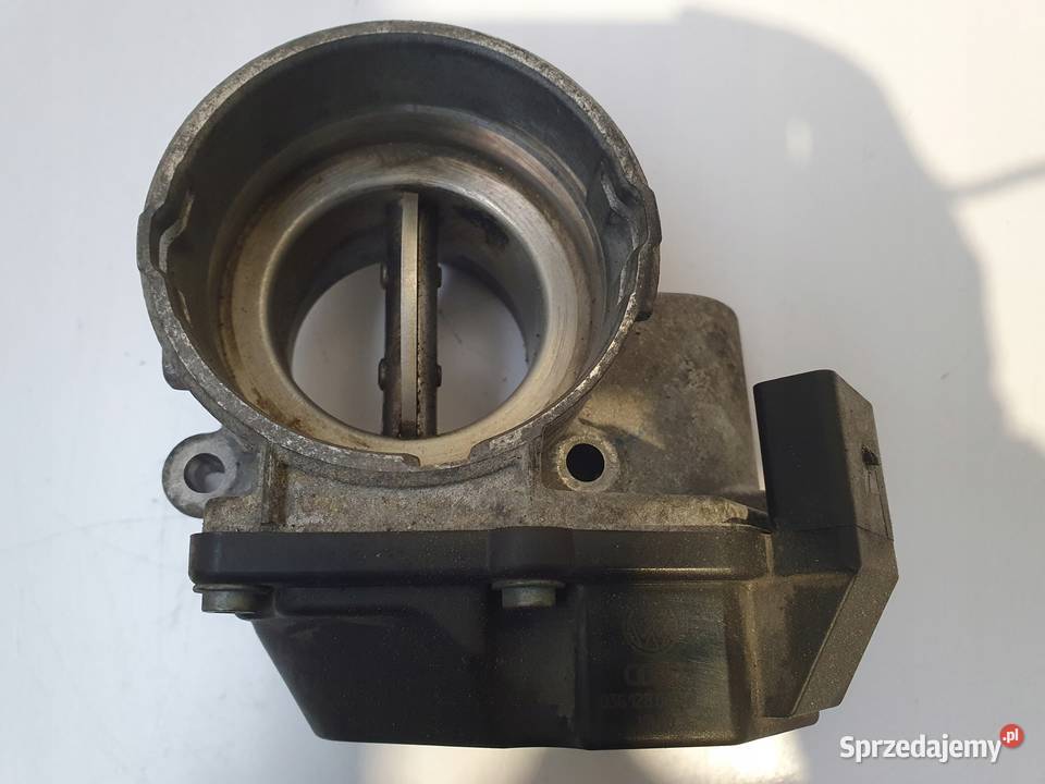 PRZEPUSTNICA VW Passat B6 20 TDI 03G128063A Chełm