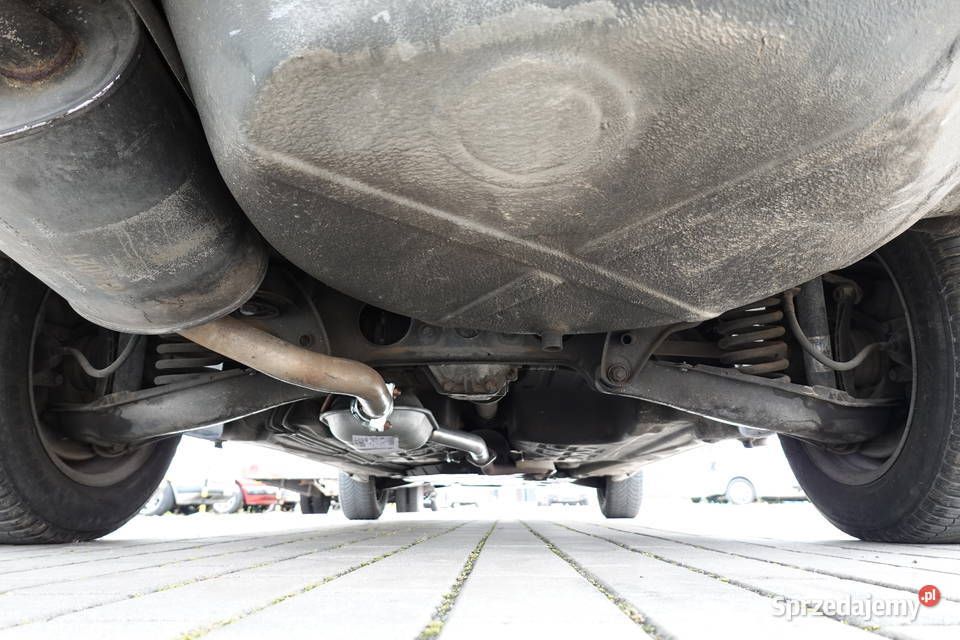 Mercedes 190 Diesel W201 Klimatyzacja Automat srebrny Zgierz