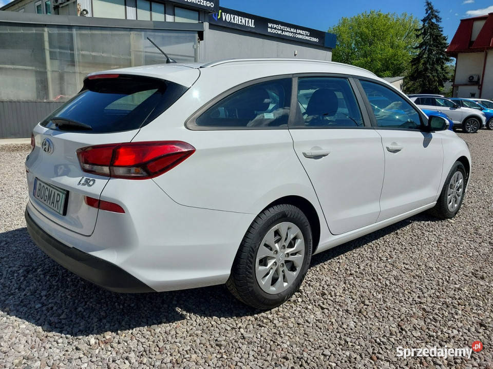 Hyundai i30 1819 kombi SALON serwis mocno Warszawa