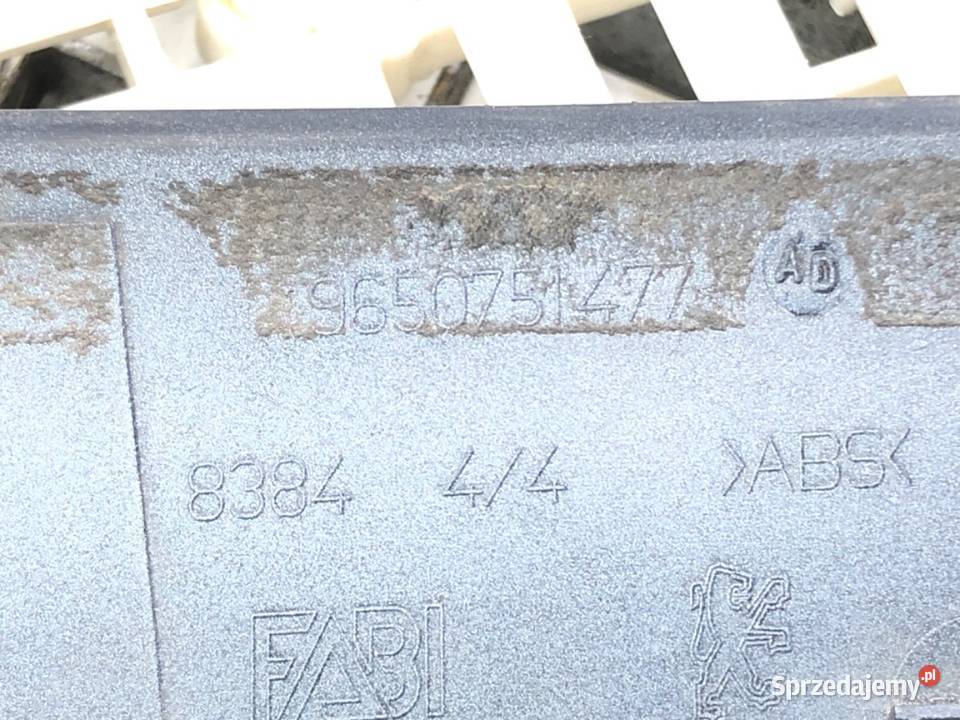 KLAMKA KLAPY TYŁ PEUGEOT 207 9650751477 osobowe sprzedam