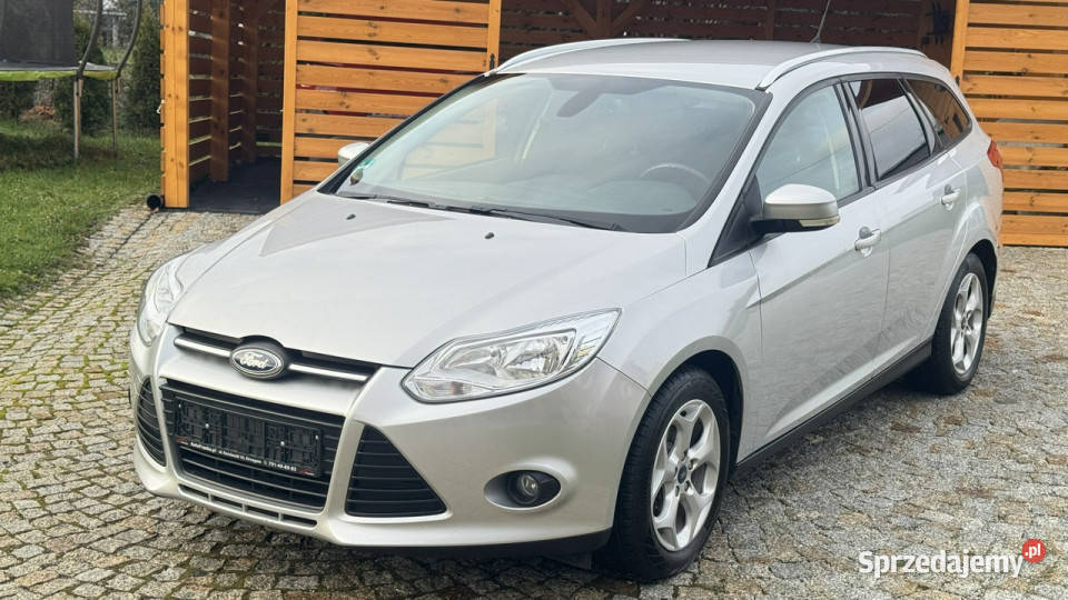 Ford Focus 16 Benzyna 125 z Niemiec serwisowany manualna dolnośląskie Strzegom