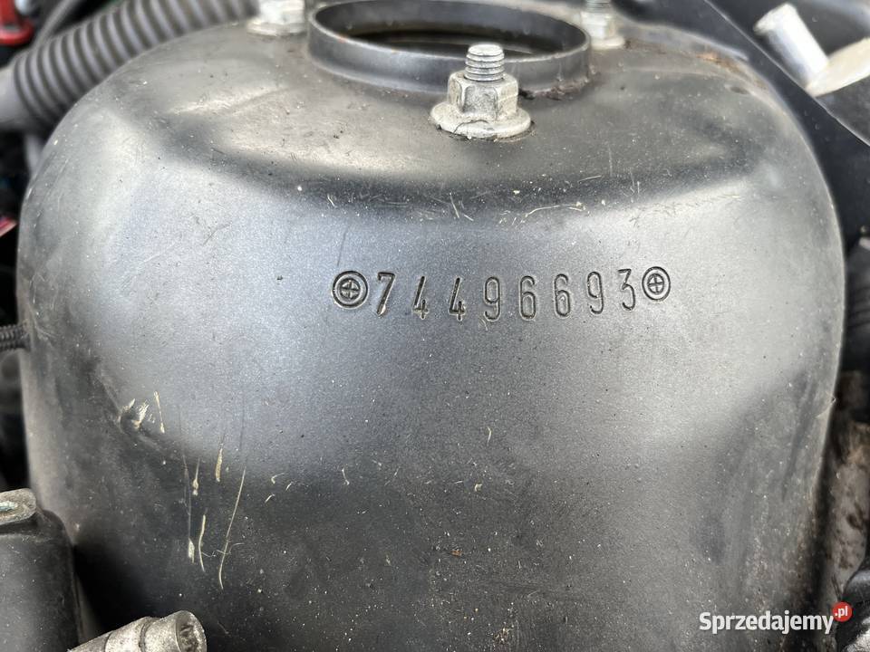 Sprzedarz na czesci Rok produkcji 2004 Psary