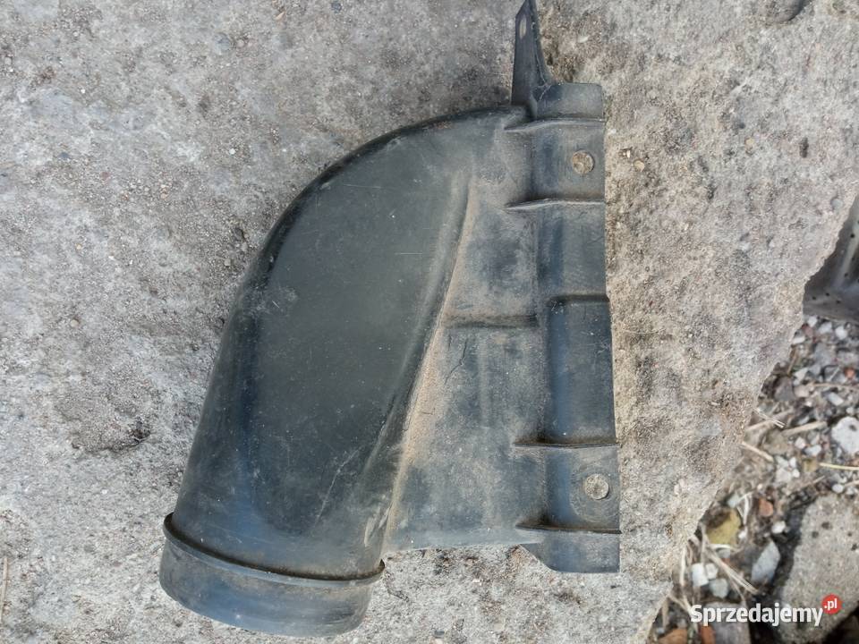 Wlot powietrza zewnętrznego opel astra f 17 TDS Rok produkcji 1996 sprzedam