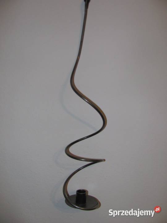 świecznik metalowy wiszący spiralny