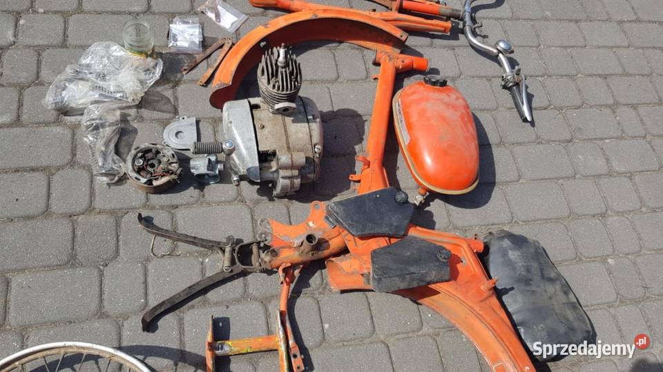 Komar 2350 1975r dwusuwowy łódzkie Opoczno