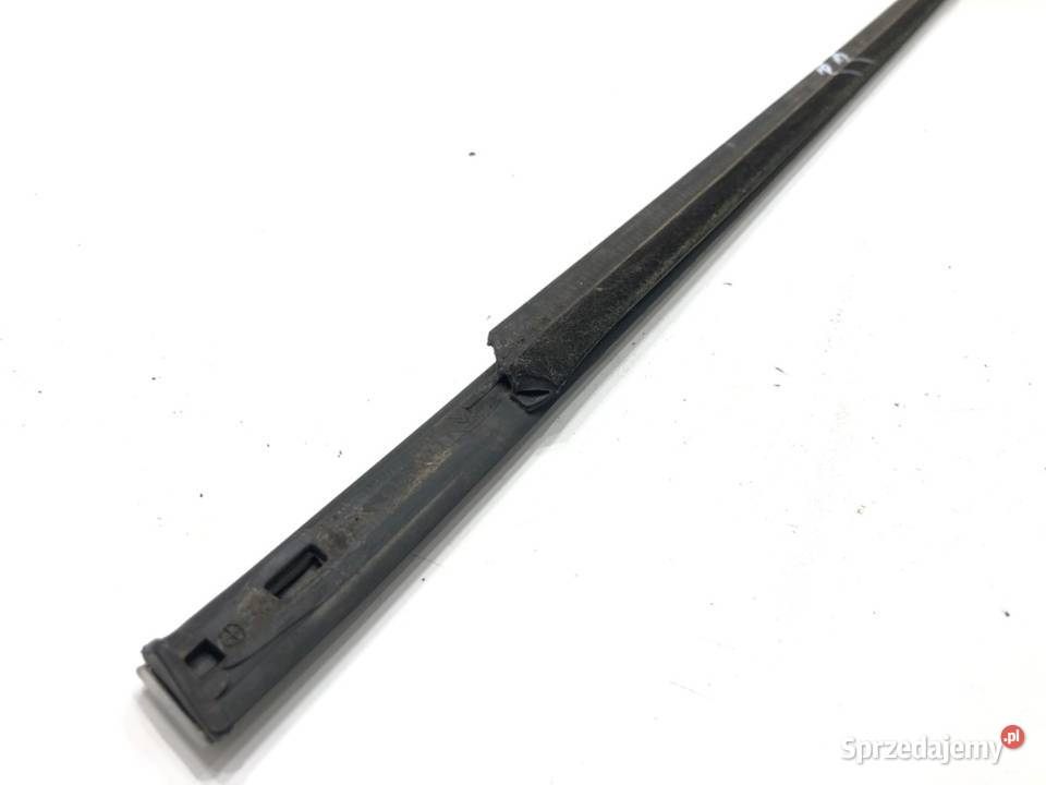 LISTWA ZGARNIAJĄCA PRZÓD PRAWA CHROM CITROEN C4