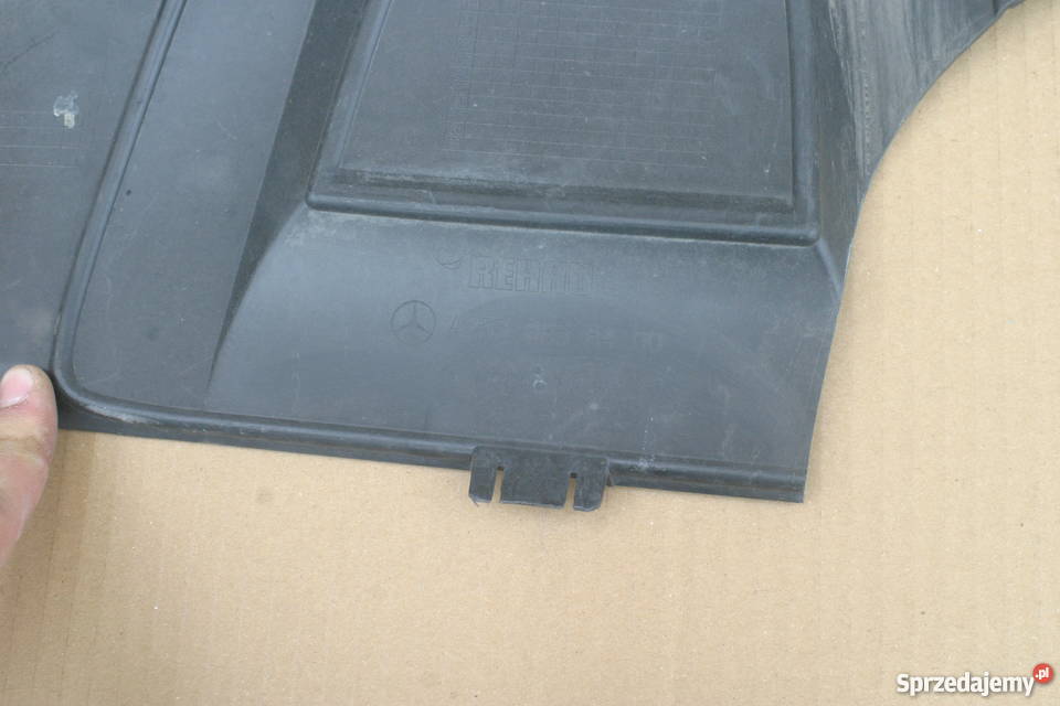 MERCEDES GLC W253 DOKŁADKA COUPE ZDERZAKA TYŁ Bieleń
