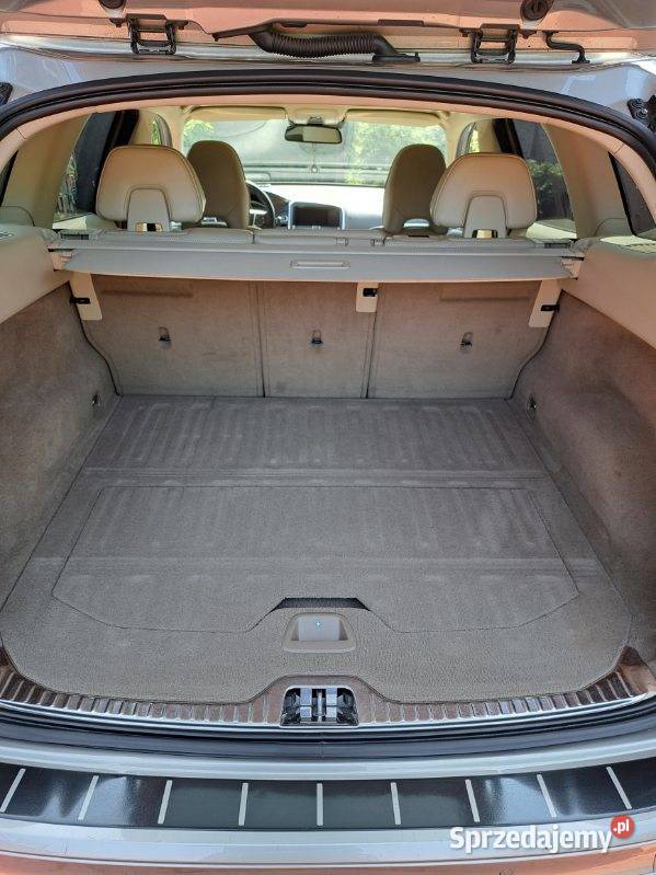 SPRZEDAM VOLVO XC60