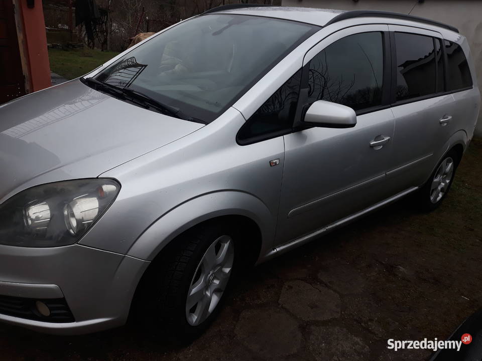 Opel Zafira 18 140 z gazem Motoryzacja
