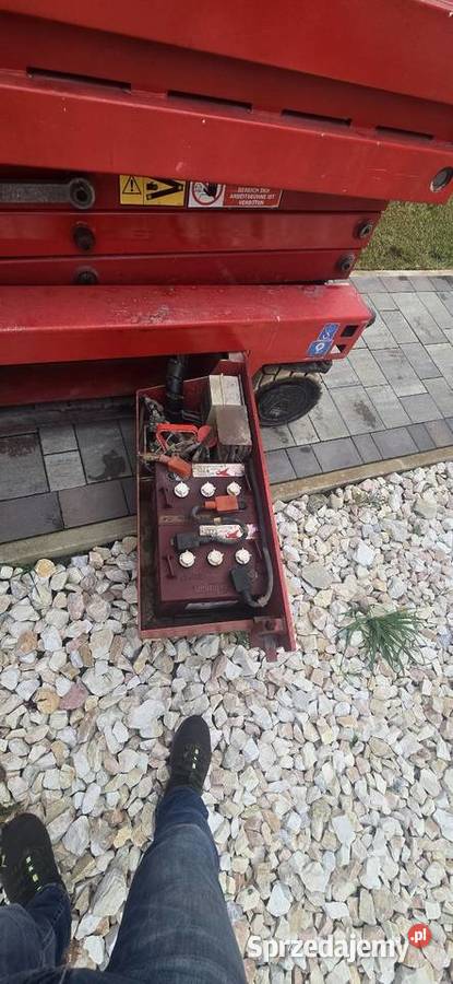 podnośnik nożycowy Liftlux IT5980 Maszyny budowlane wielkopolskie Leszno