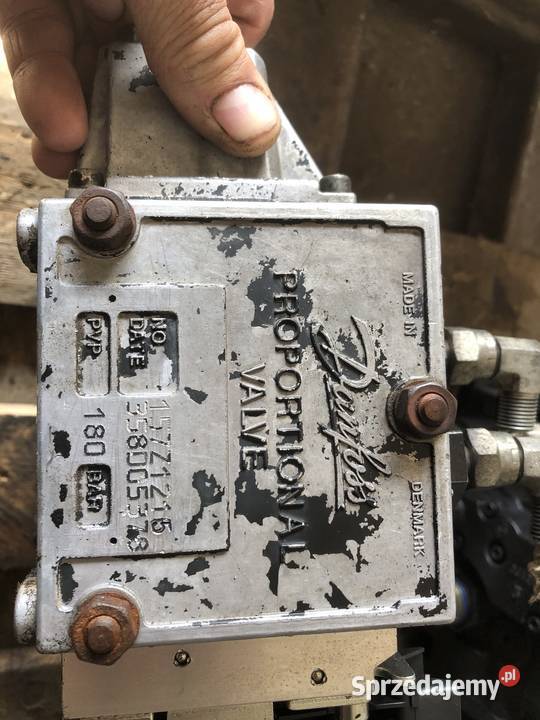 rozdzielacz danfoss danfos pvg32 4 sekcje cewki opolskie Dobrodzień