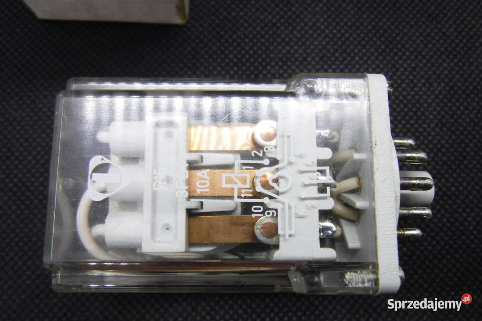 Przekaźnik R15 3PDT 10A 220V DC typ 151013221220 Otwock
