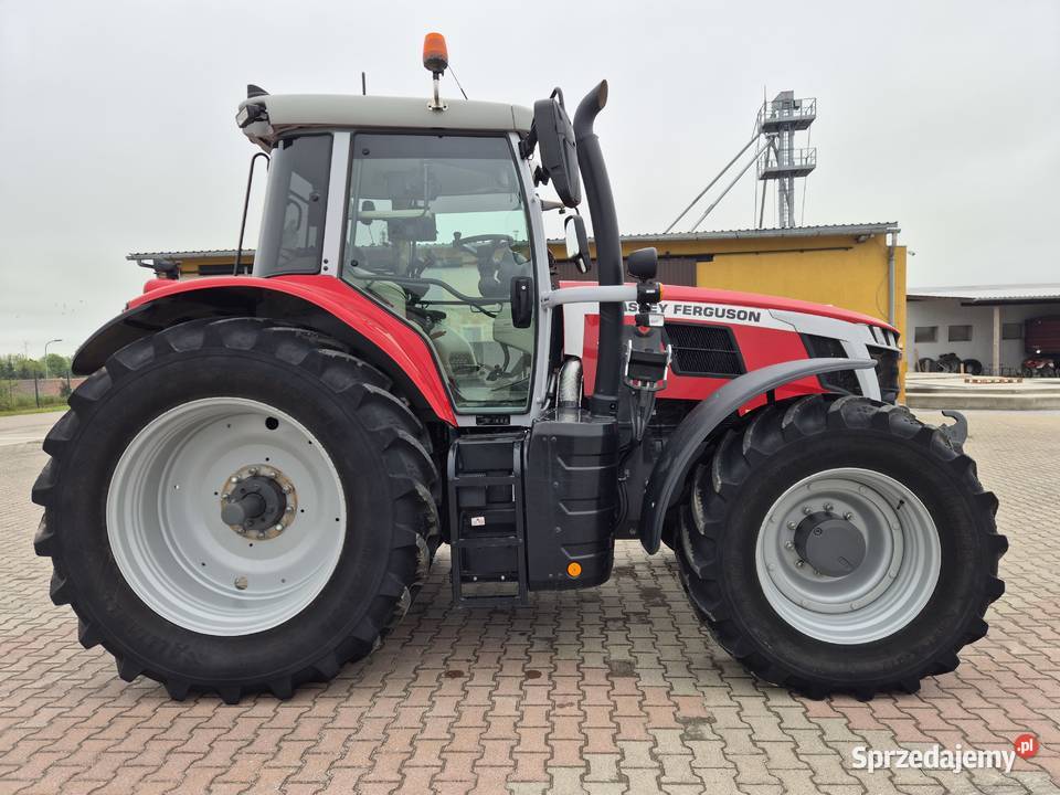 Massey Ferguson 7S210 Massey Ferguson Chwałów