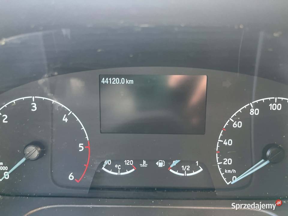 Ford Transit 20d 130 L3H4 gniazdo USB Milówka