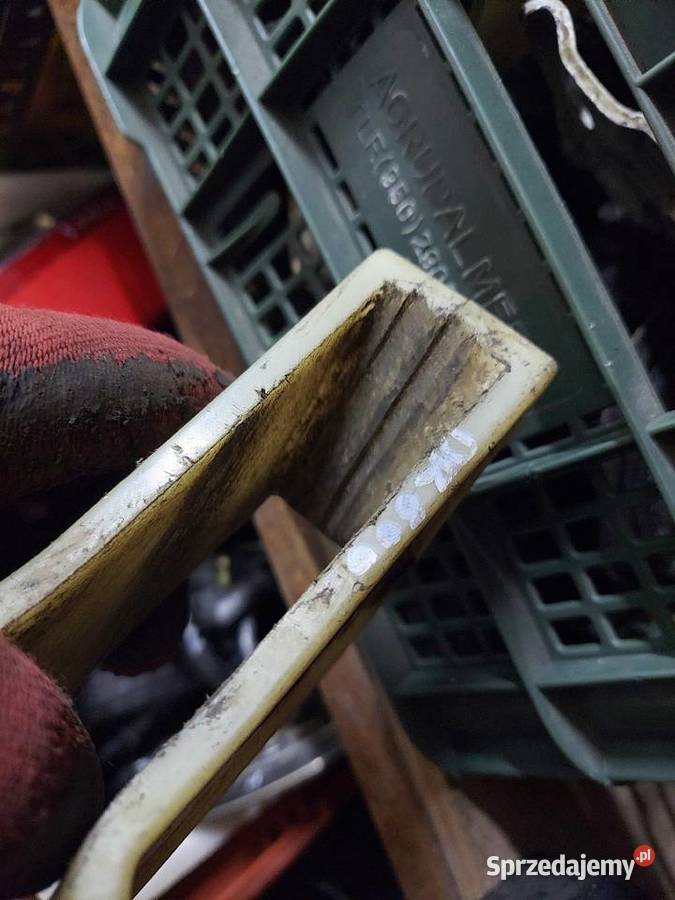 Suzuki DR 800 ślizg wahacza łańcucha prowadnica Jelenia Góra