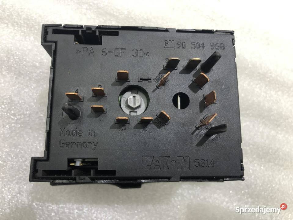 WŁĄCZNIK ŚWIATEŁ OPEL VECTRA B 90504968