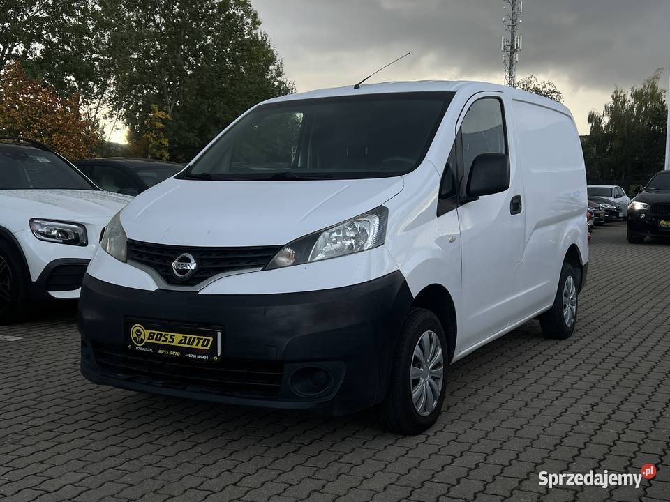 Nissan NV 200 2013