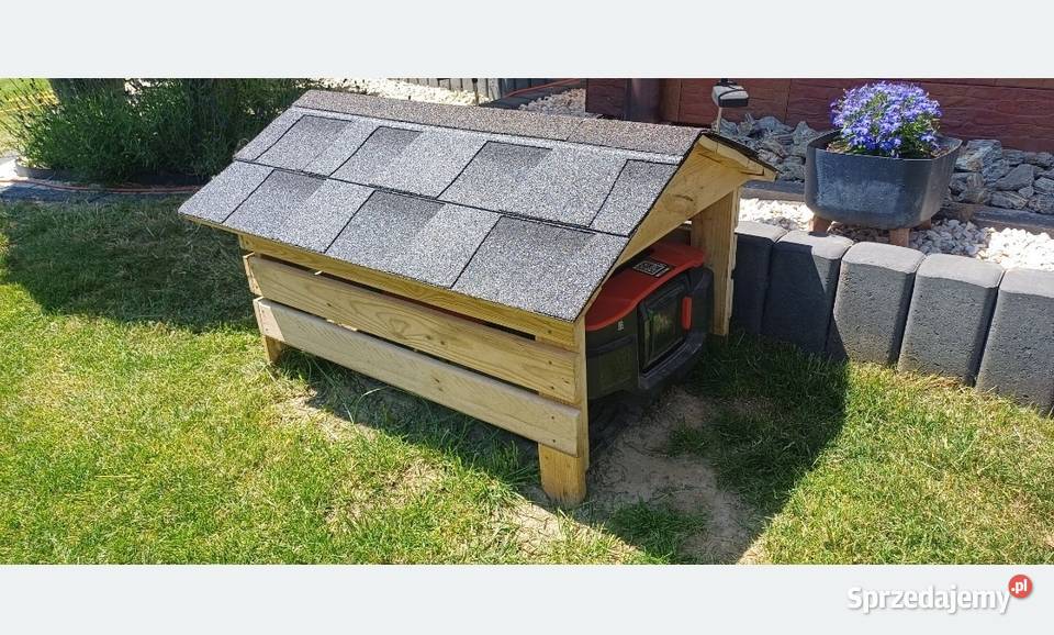 Garaż domek robota koszącego drewniany Ogród śląskie