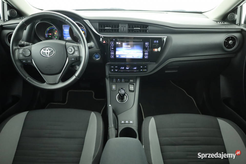 Toyota Auris Hybrid asystent parkowania Auris Piaseczno