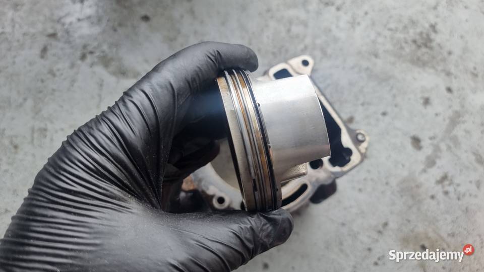 Tłok cylinder piaggio 250 gilera 250 aprilia 250 Bielsko-Biała sprzedam