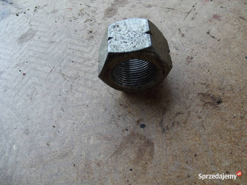 Nakrętka szpilki LEWY GWINT T 150 K