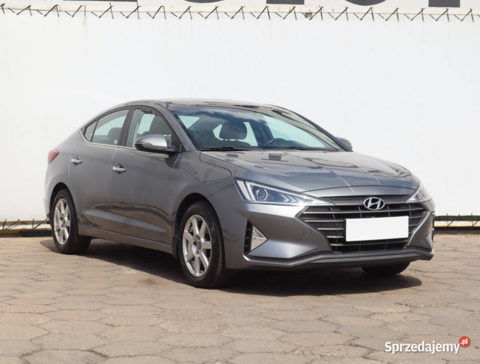 Hyundai Elantra 16 CVVT światła LED Łódź