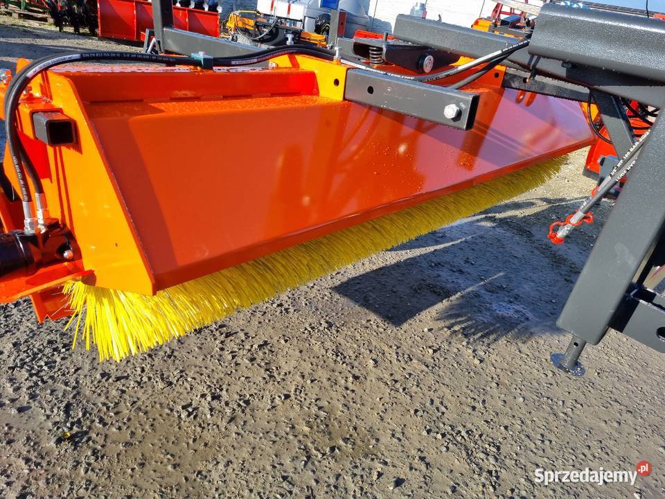 Zamiatarka 20m Metal Technik zaczep euro kosz Szczecinek
