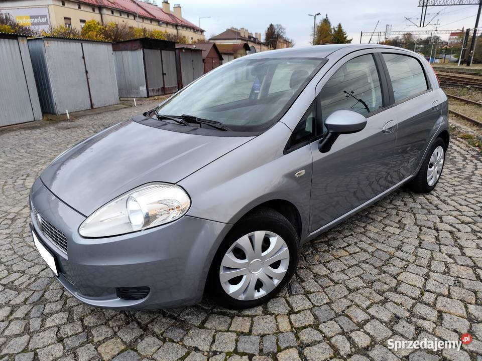 Fiat Grande Punto 14 Benzyna 2009 Klima 149