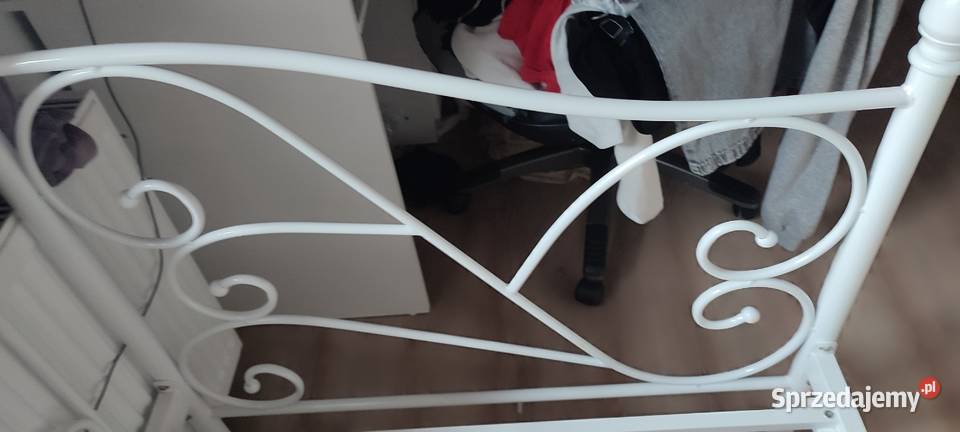 Sprzedam łóżko metalowe białe Dom i Ogród Ślesin