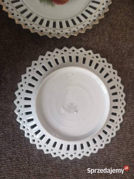 Talerzyk z ażurem z grupami owoców Biała Gdańsk